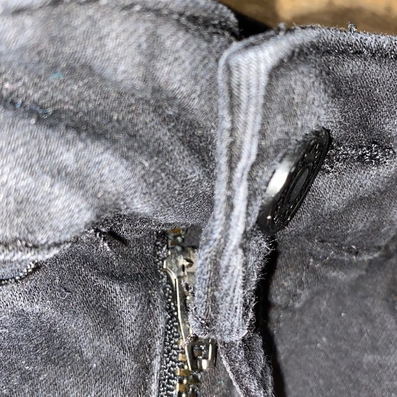 Kancan black distressed jean shorts size 26 - Picture 3 of 6